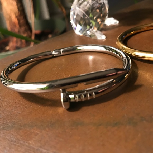 Stainless steel cuff screw design yellow/silver.NW - Picture 2 of 5